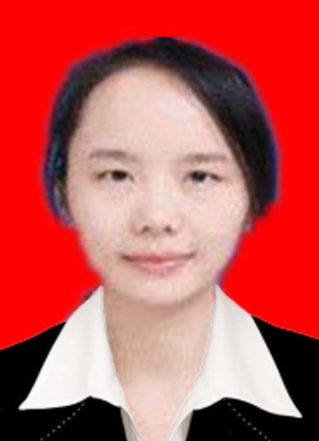 刘  平